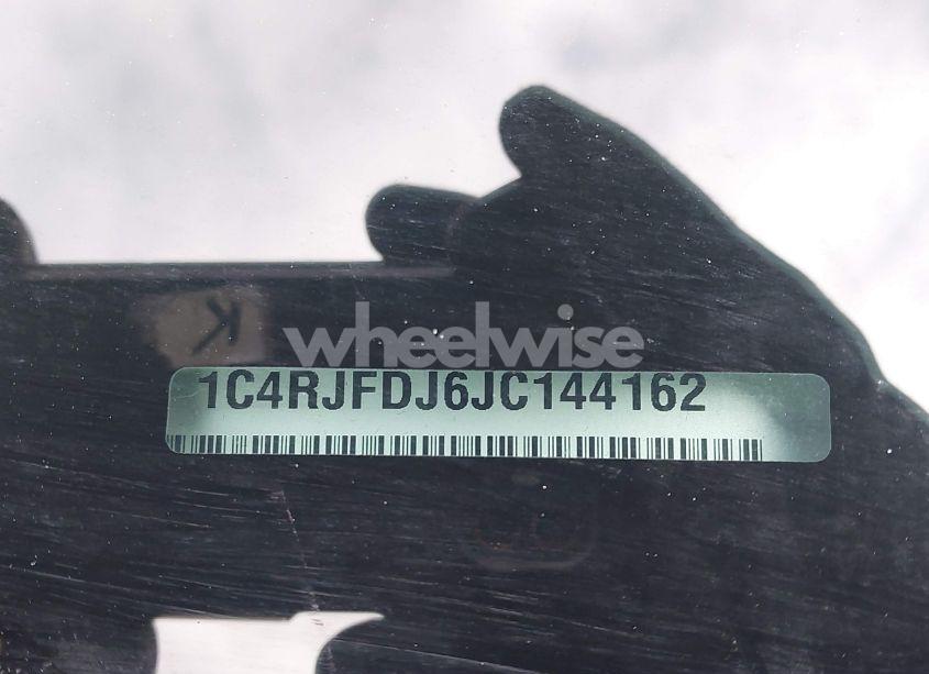 Photo 9 of 2018 Jeep Grand CHEROKEE SRT 4X4 (VIN 1C4RJFDJ6JC144162)