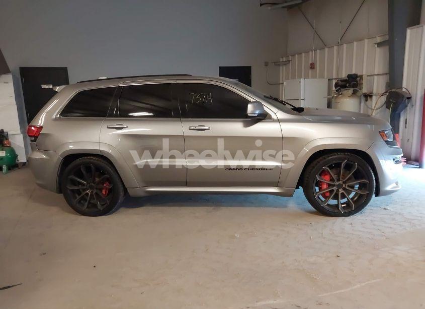 Photo 13 of 2015 Jeep Grand CHEROKEE SRT (VIN 1C4RJFDJ7FC174357)
