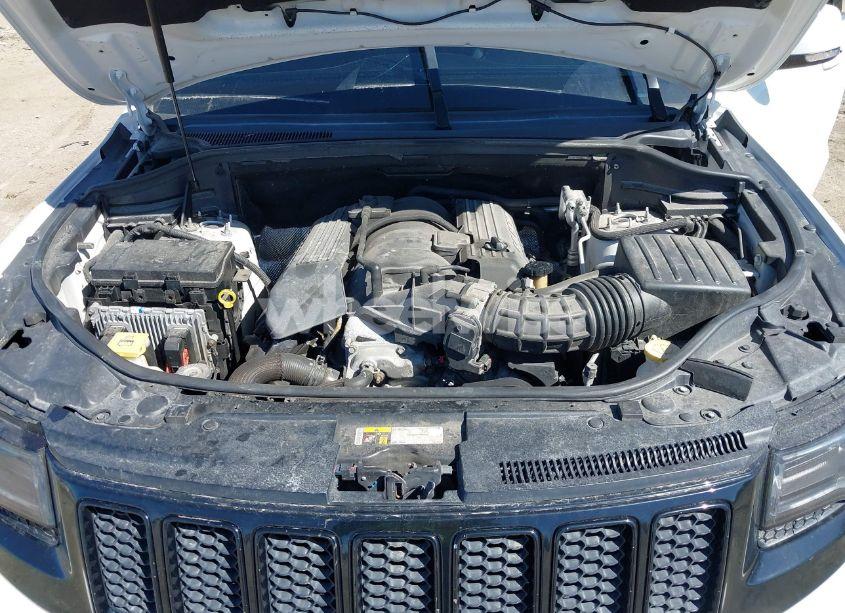 Photo 10 of 2015 Jeep Grand CHEROKEE SRT (VIN 1C4RJFDJ7FC632429)