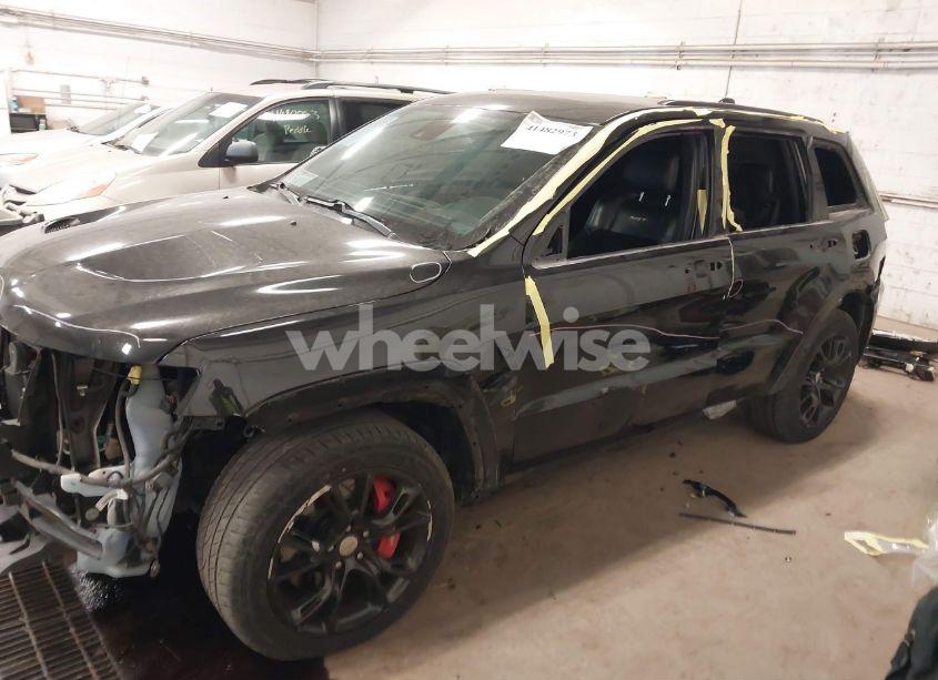 Photo 2 of 2015 Jeep Grand CHEROKEE SRT (VIN 1C4RJFDJ7FC663454)