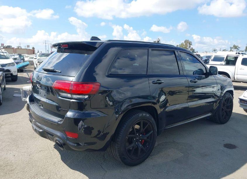 Photo 4 of 2015 Jeep Grand CHEROKEE SRT (VIN 1C4RJFDJ7FC717013)