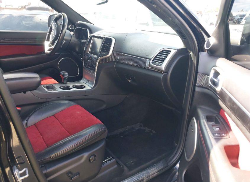 Photo 5 of 2015 Jeep Grand CHEROKEE SRT (VIN 1C4RJFDJ7FC717013)