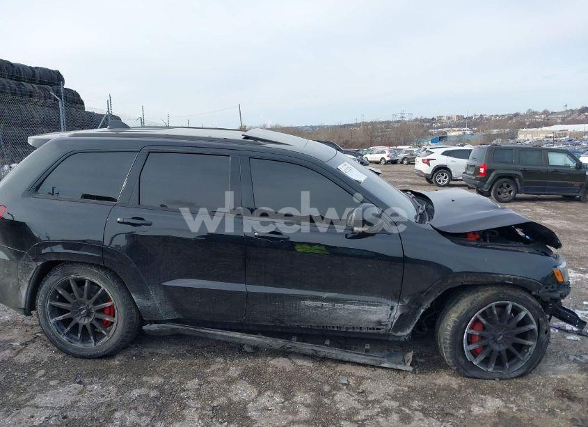 Photo 12 of 2017 Jeep Grand CHEROKEE SRT 4X4 (VIN 1C4RJFDJ7HC641926)