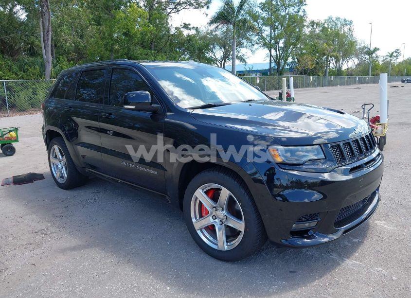 2017 Jeep Grand CHEROKEE SRT 4X4 (VIN 1C4RJFDJ8HC653924) main photo