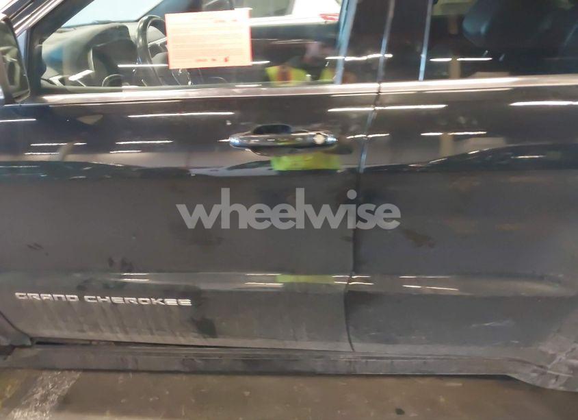 Photo 19 of 2014 Jeep Grand CHEROKEE SRT (VIN 1C4RJFDJ9EC238350)