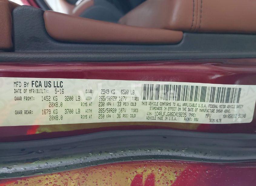 Photo 9 of 2016 Jeep Grand CHEROKEE SUMMIT (VIN 1C4RJFJG0GC419235)