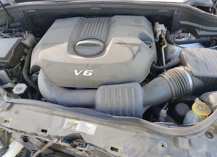 Photo 10 of 2015 Jeep Grand CHEROKEE SUMMIT (VIN 1C4RJFJG1FC879938)