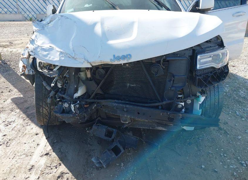 Photo 6 of 2015 Jeep Grand CHEROKEE SUMMIT (VIN 1C4RJFJG1FC879938)