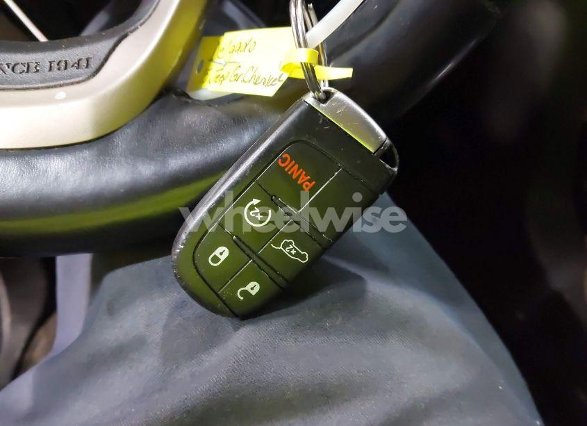 Photo 11 of 2015 Jeep Grand CHEROKEE (VIN 1C4RJFJG2FC754303)