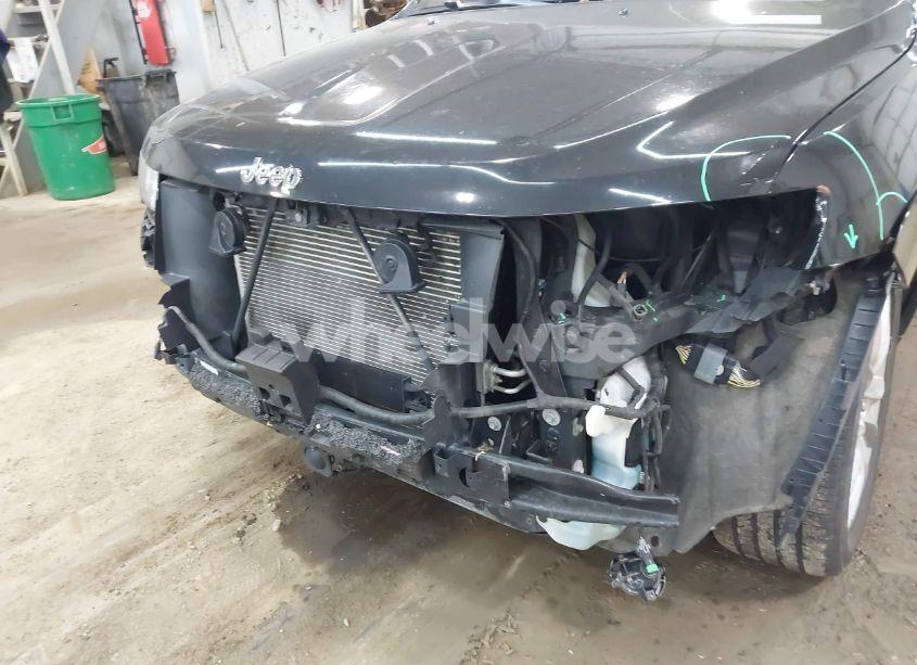 Photo 6 of 2015 Jeep Grand CHEROKEE (VIN 1C4RJFJG2FC754303)