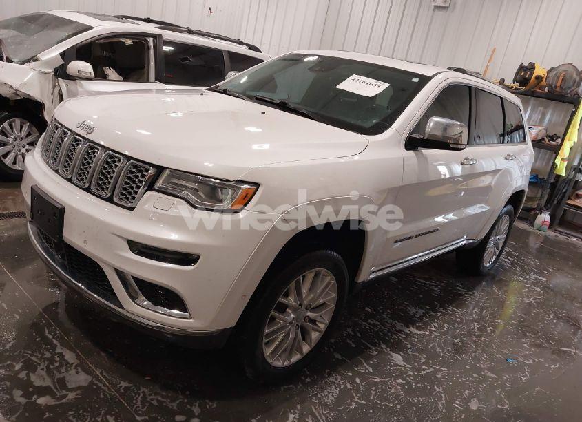 Photo 2 of 2017 Jeep Grand CHEROKEE SUMMIT 4X4 (VIN 1C4RJFJG2HC689584)
