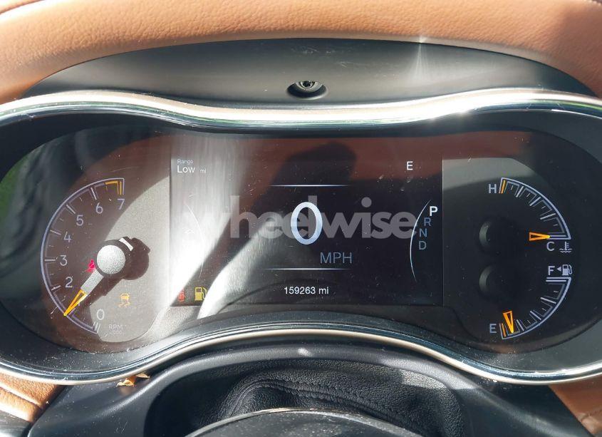 Photo 7 of 2017 Jeep Grand CHEROKEE SUMMIT 4X4 (VIN 1C4RJFJG2HC949532)