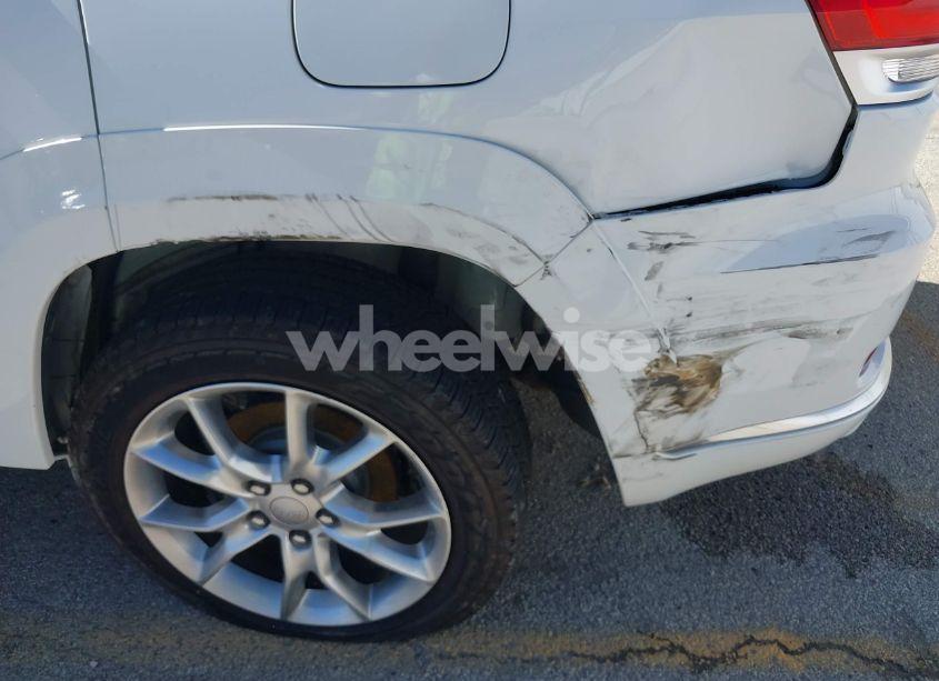 Photo 6 of 2016 Jeep Grand CHEROKEE SUMMIT (VIN 1C4RJFJG4GC319185)