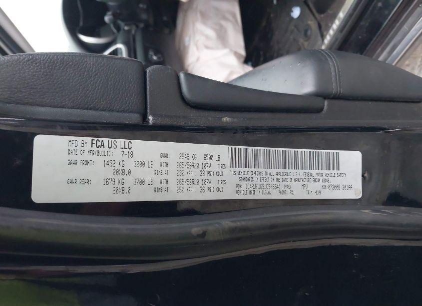 Photo 9 of 2018 Jeep Grand CHEROKEE SUMMIT 4X4 (VIN 1C4RJFJG5JC506541)