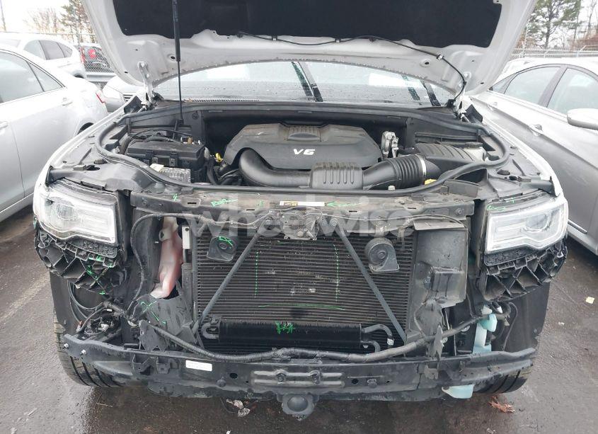 Photo 10 of 2015 Jeep Grand CHEROKEE SUMMIT (VIN 1C4RJFJGXFC122665)