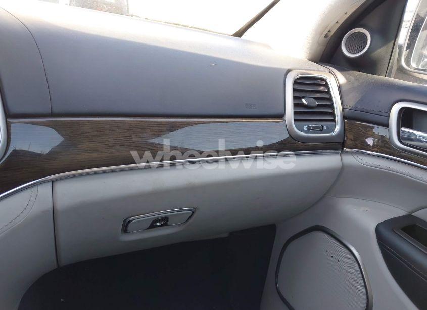 Photo 19 of 2017 Jeep Grand CHEROKEE SUMMIT 4X4 (VIN 1C4RJFJGXHC865801)