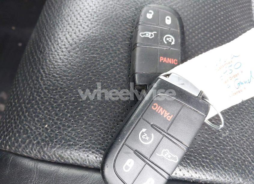 Photo 11 of 2019 Jeep Grand CHEROKEE SUMMIT 4X4 (VIN 1C4RJFJGXKC669686)