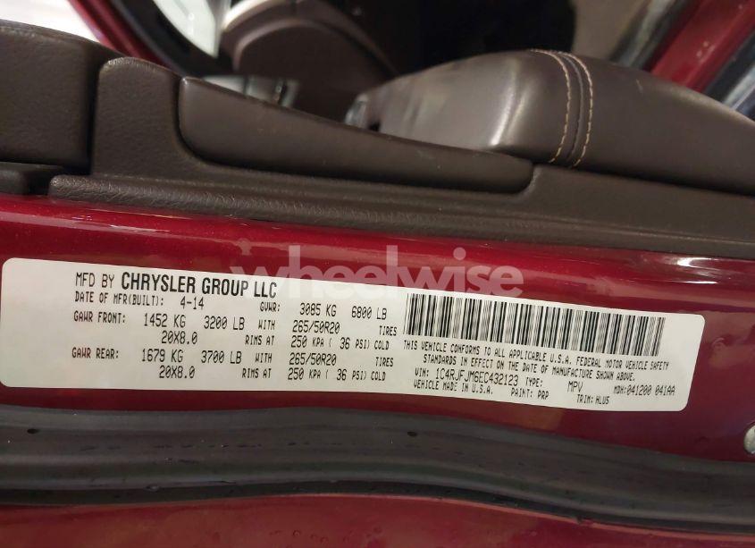 Photo 9 of 2014 Jeep Grand CHEROKEE SUMMIT (VIN 1C4RJFJM6EC432123)