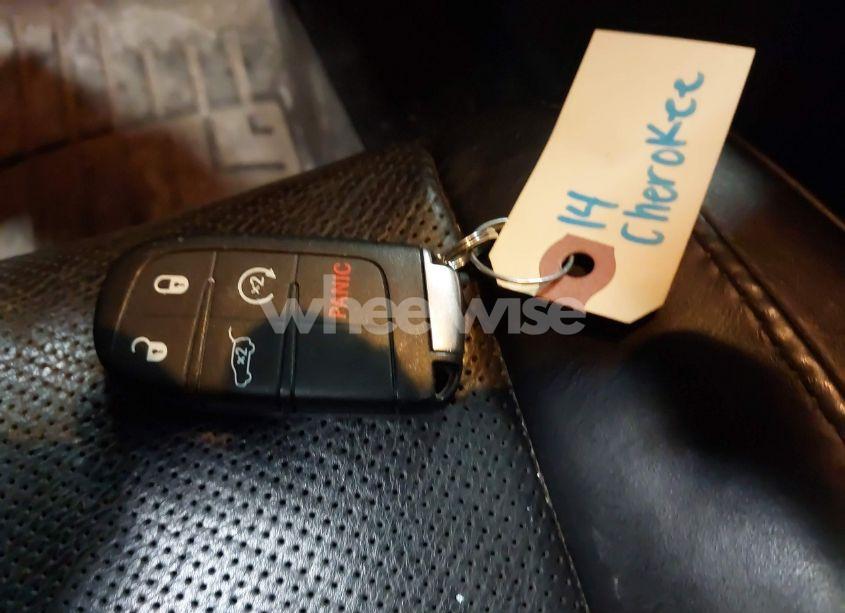 Photo 11 of 2014 Jeep Grand CHEROKEE SUMMIT (VIN 1C4RJFJT4EC308729)