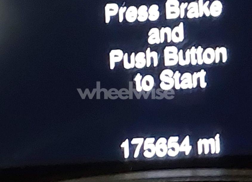 Photo 15 of 2014 Jeep Grand CHEROKEE SUMMIT (VIN 1C4RJFJT4EC308729)