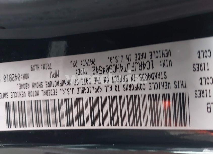 Photo 9 of 2017 Jeep Grand CHEROKEE SUMMIT 4X4 (VIN 1C4RJFJT4HC904542)