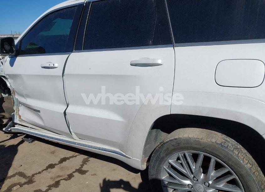 Photo 15 of 2017 Jeep Grand CHEROKEE SUMMIT 4X4 (VIN 1C4RJFJT4HC927934)