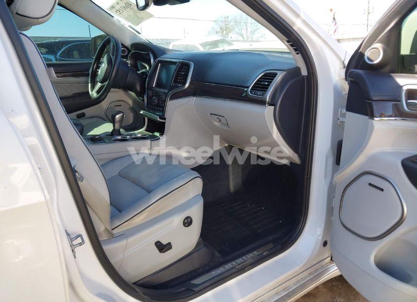 Photo 5 of 2017 Jeep Grand CHEROKEE SUMMIT 4X4 (VIN 1C4RJFJT4HC927934)