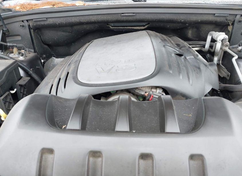 Photo 10 of 2014 Jeep Grand CHEROKEE SUMMIT (VIN 1C4RJFJTXEC508997)