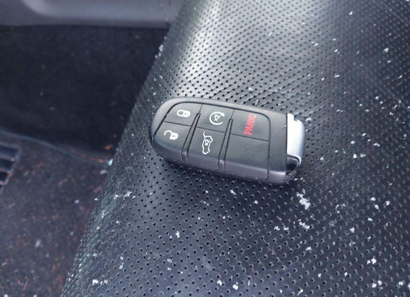 Photo 11 of 2014 Jeep Grand CHEROKEE SUMMIT (VIN 1C4RJFJTXEC508997)