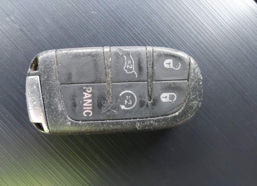 Photo 11 of 2015 Jeep Grand CHEROKEE (VIN 1C4RJFJTXFC626503)