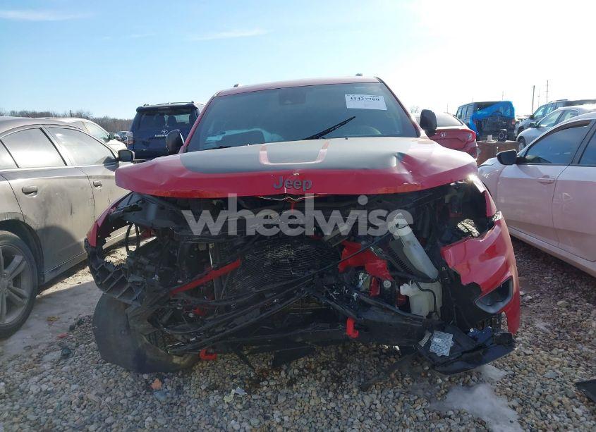 Photo 13 of 2020 Jeep Grand CHEROKEE TRAILHAWK 4X4 (VIN 1C4RJFLG0LC334242)