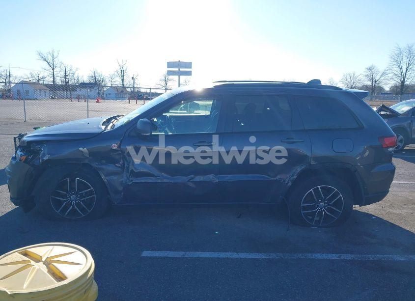 Photo 14 of 2017 Jeep Grand CHEROKEE TRAILHAWK 4X4 (VIN 1C4RJFLG1HC919306)