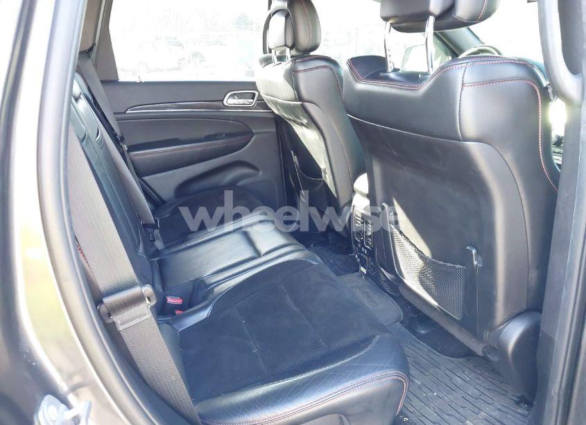 Photo 8 of 2017 Jeep Grand CHEROKEE TRAILHAWK 4X4 (VIN 1C4RJFLG1HC954136)