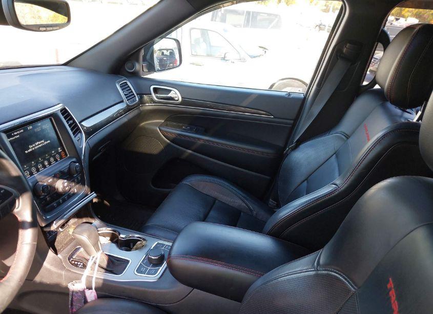 Photo 5 of 2018 Jeep Grand CHEROKEE TRAILHAWK 4X4 (VIN 1C4RJFLG2JC433464)