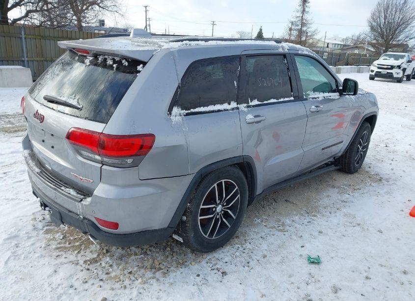 Photo 4 of 2017 Jeep Grand CHEROKEE TRAILHAWK 4X4 (VIN 1C4RJFLG3HC700038)