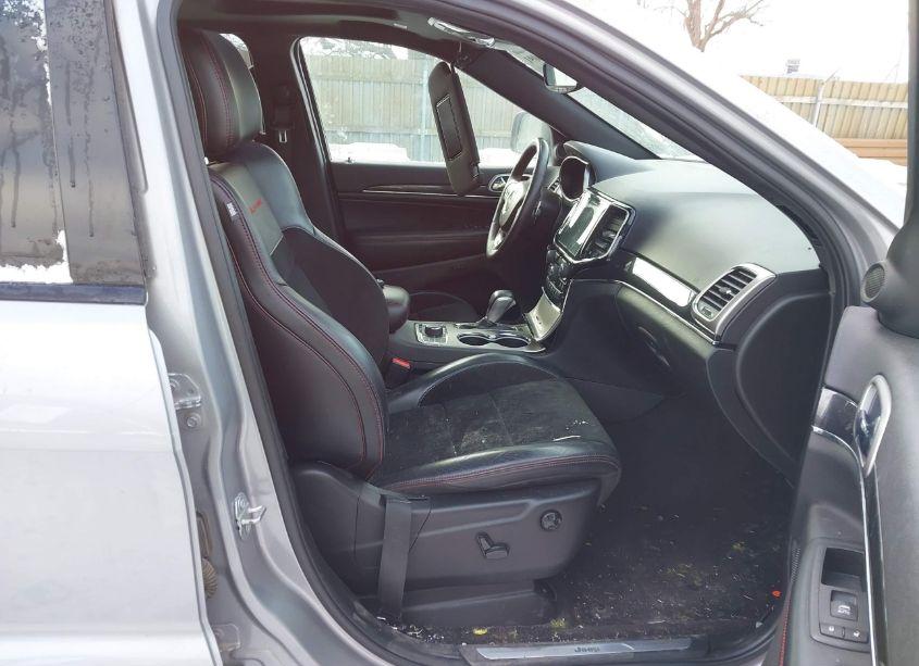 Photo 5 of 2017 Jeep Grand CHEROKEE TRAILHAWK 4X4 (VIN 1C4RJFLG3HC700038)