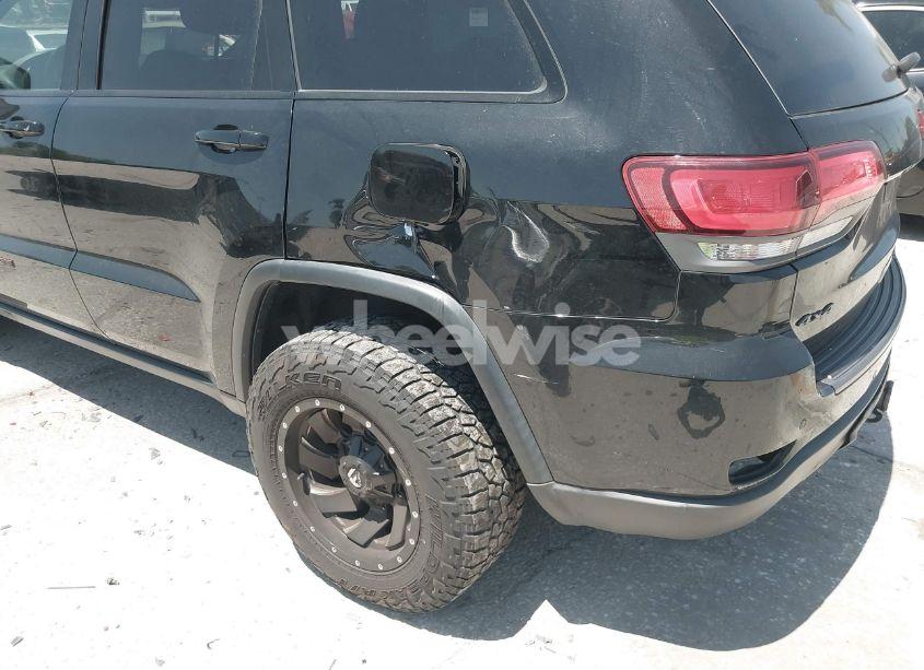 Photo 6 of 2017 Jeep Grand CHEROKEE TRAILHAWK 4X4 (VIN 1C4RJFLG3HC836072)