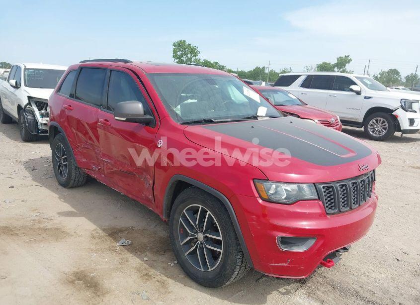 2018 Jeep Grand CHEROKEE TRAILHAWK 4X4 (VIN 1C4RJFLG3JC277015) main photo
