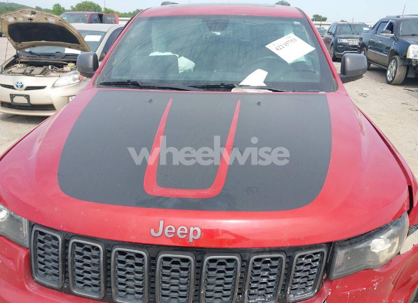 Photo 10 of 2018 Jeep Grand CHEROKEE TRAILHAWK 4X4 (VIN 1C4RJFLG3JC277015)