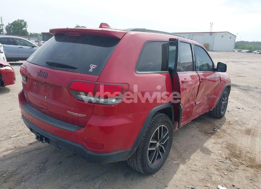 Photo 4 of 2018 Jeep Grand CHEROKEE TRAILHAWK 4X4 (VIN 1C4RJFLG3JC277015)