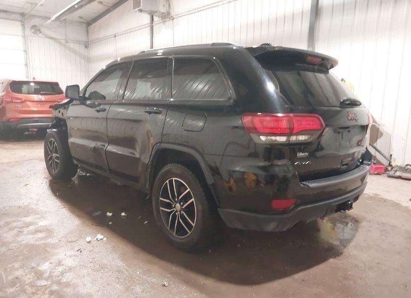 Photo 3 of 2018 Jeep Grand CHEROKEE TRAILHAWK 4X4 (VIN 1C4RJFLG4JC105253)