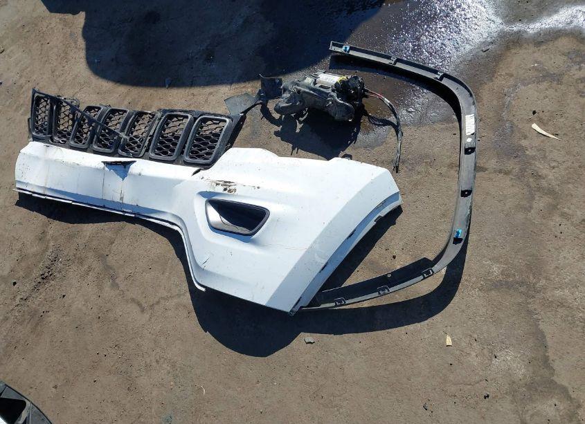 Photo 11 of 2018 Jeep Grand CHEROKEE TRAILHAWK 4X4 (VIN 1C4RJFLG5JC113474)