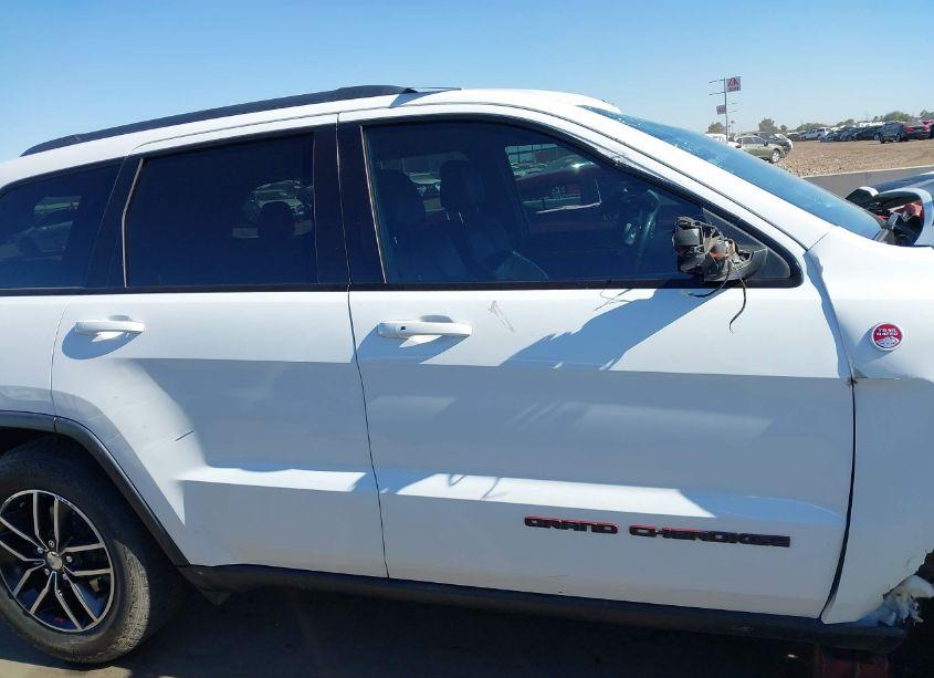 Photo 13 of 2018 Jeep Grand CHEROKEE TRAILHAWK 4X4 (VIN 1C4RJFLG5JC113474)