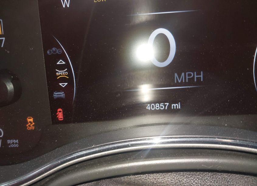 Photo 15 of 2020 Jeep Grand CHEROKEE TRAILHAWK 4X4 (VIN 1C4RJFLG6LC384384)