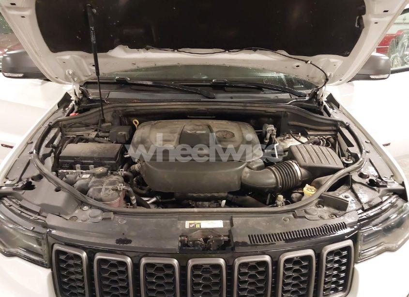 Photo 10 of 2017 Jeep Grand CHEROKEE TRAILHAWK 4X4 (VIN 1C4RJFLG7HC712208)