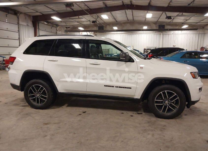 Photo 13 of 2017 Jeep Grand CHEROKEE TRAILHAWK 4X4 (VIN 1C4RJFLG7HC712208)