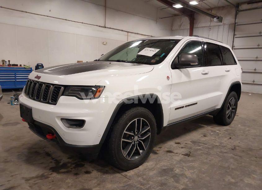 Photo 2 of 2017 Jeep Grand CHEROKEE TRAILHAWK 4X4 (VIN 1C4RJFLG7HC712208)