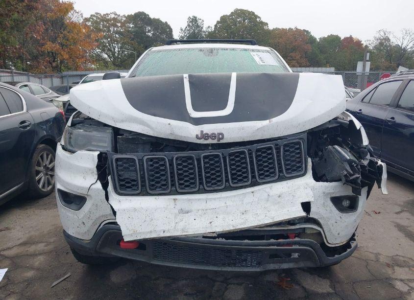 Photo 12 of 2017 Jeep Grand CHEROKEE TRAILHAWK 4X4 (VIN 1C4RJFLG7HC803608)