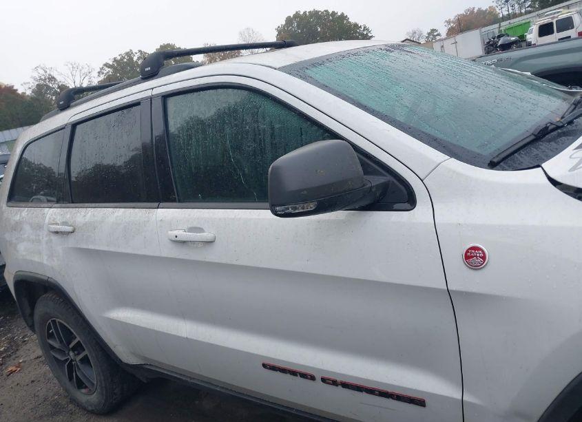 Photo 13 of 2017 Jeep Grand CHEROKEE TRAILHAWK 4X4 (VIN 1C4RJFLG7HC803608)