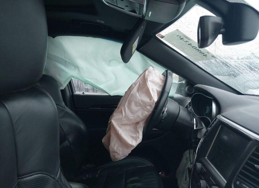 Photo 5 of 2017 Jeep Grand CHEROKEE TRAILHAWK 4X4 (VIN 1C4RJFLG7HC803608)